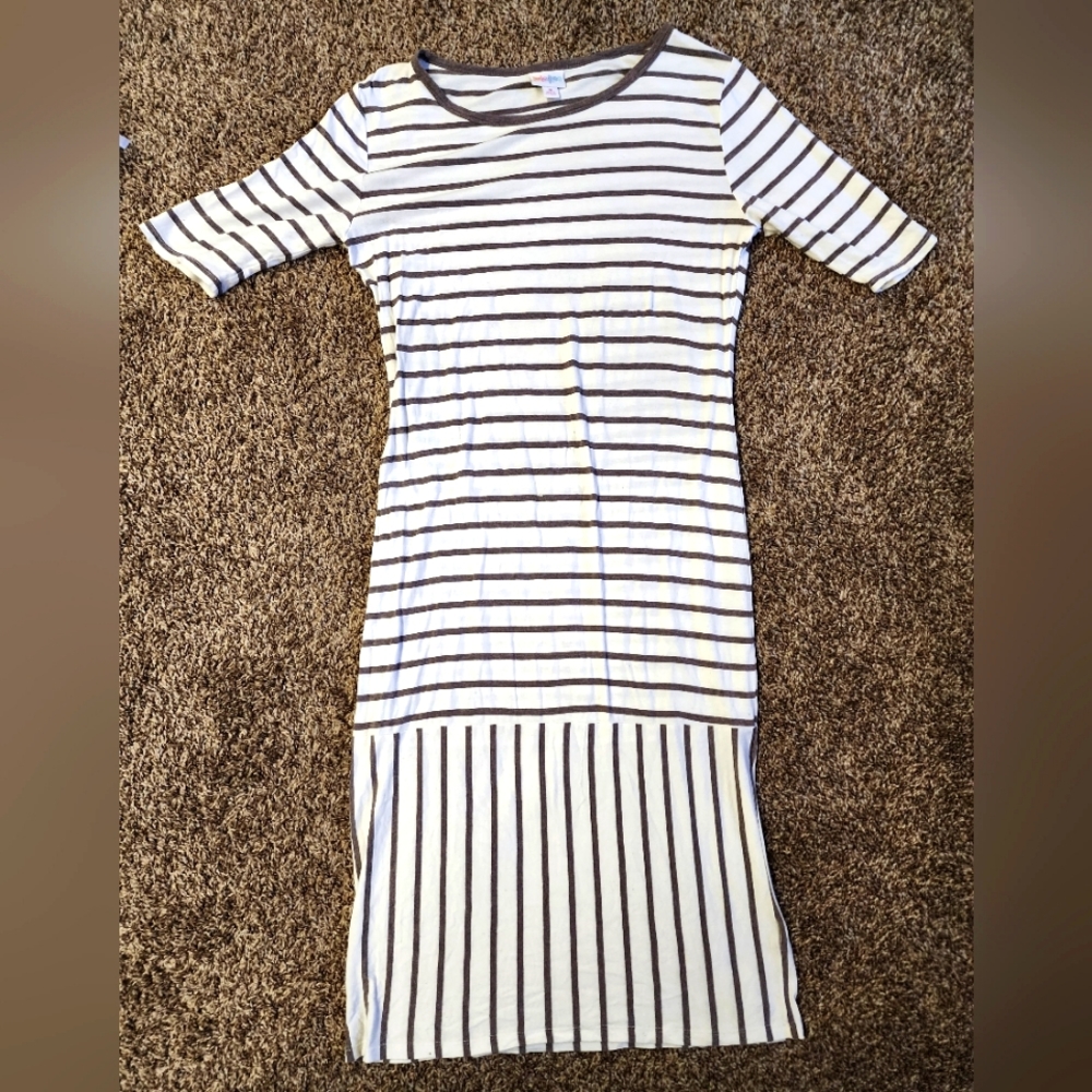LuLaRoe Medium Sized Stipe Dress